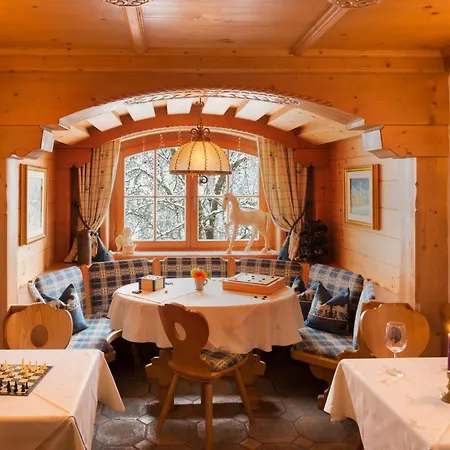 Altachhof Hotel 3*