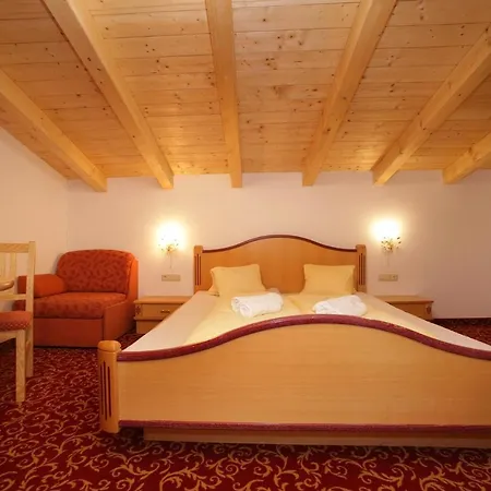 Altachhof Und - Jokercard Im Sommer Inklusive Hotel 3*