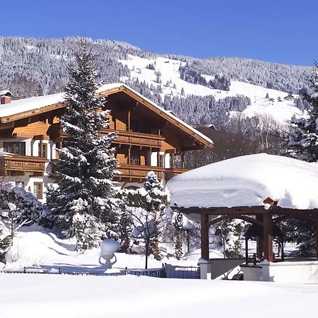 Hotel Altachhof 3*