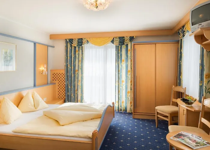 Hotel Altachhof Und - Jokercard Im Sommer Inklusive 3*
