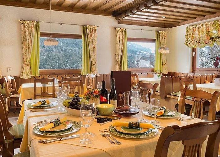 Hotel Altachhof Und - Jokercard Im Sommer Inklusive